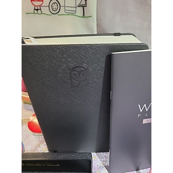 Wyze Planner Premium Edition – Undated Luxurious Weekly & Monthly Masculine ✨️ - Picture 3 of 9